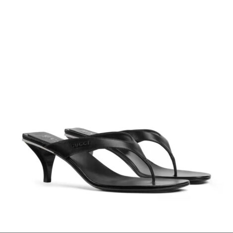 Vittoria Red Leather Thong Sandals