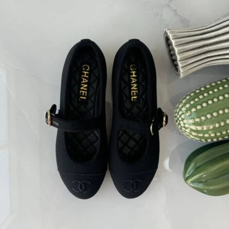 Classic Flat Shoes - Faizah Outlet